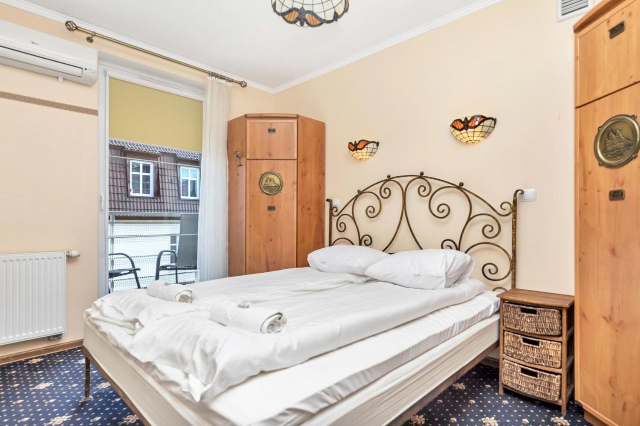 Ferienwohnung Apartament Na Deptaku Z Parkingiem I Klimatyzacja By Renters Misdroy Exterior foto